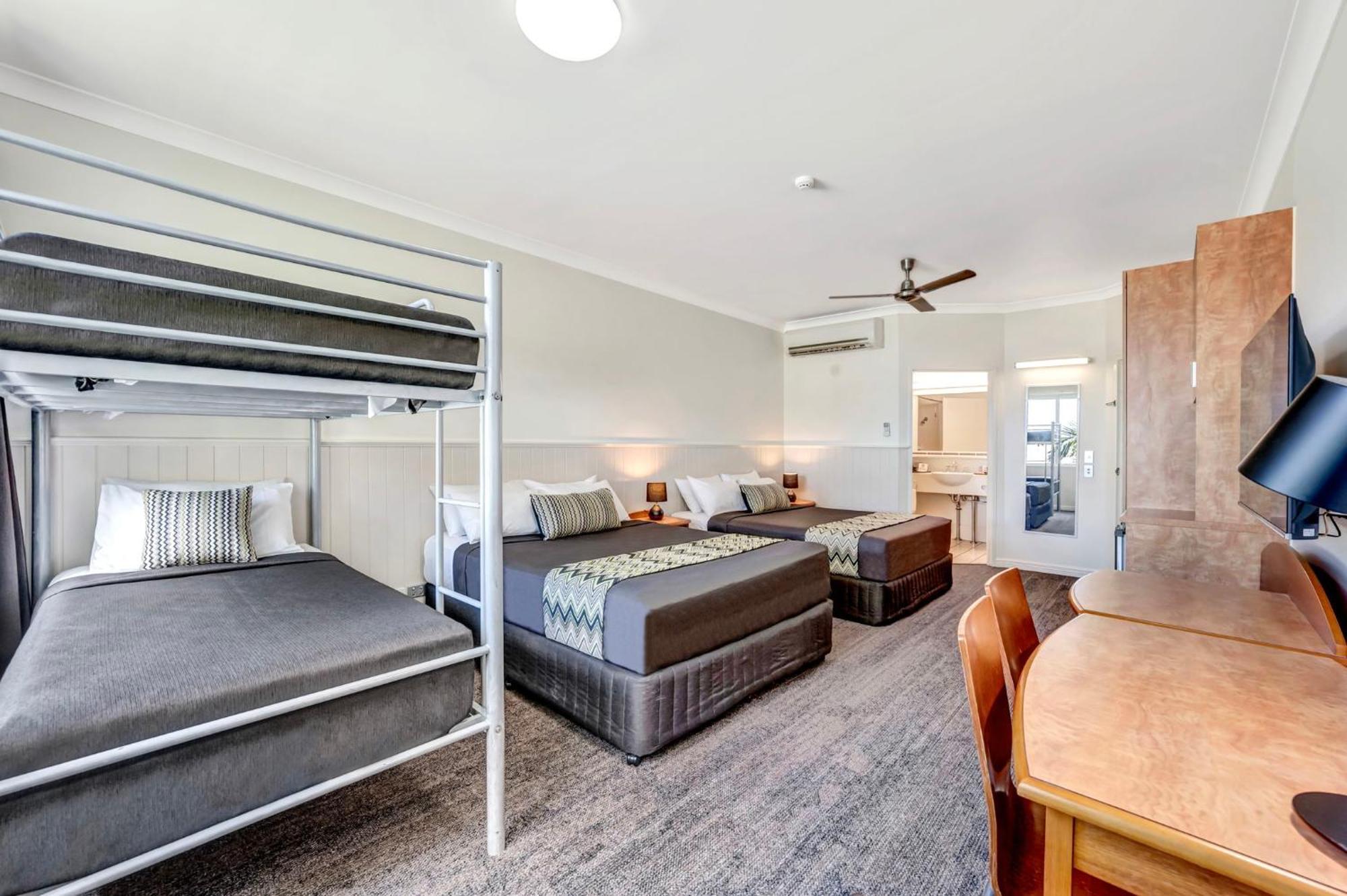 City Oasis Inn Townsville, Surestay Collection By BW Eksteriør billede