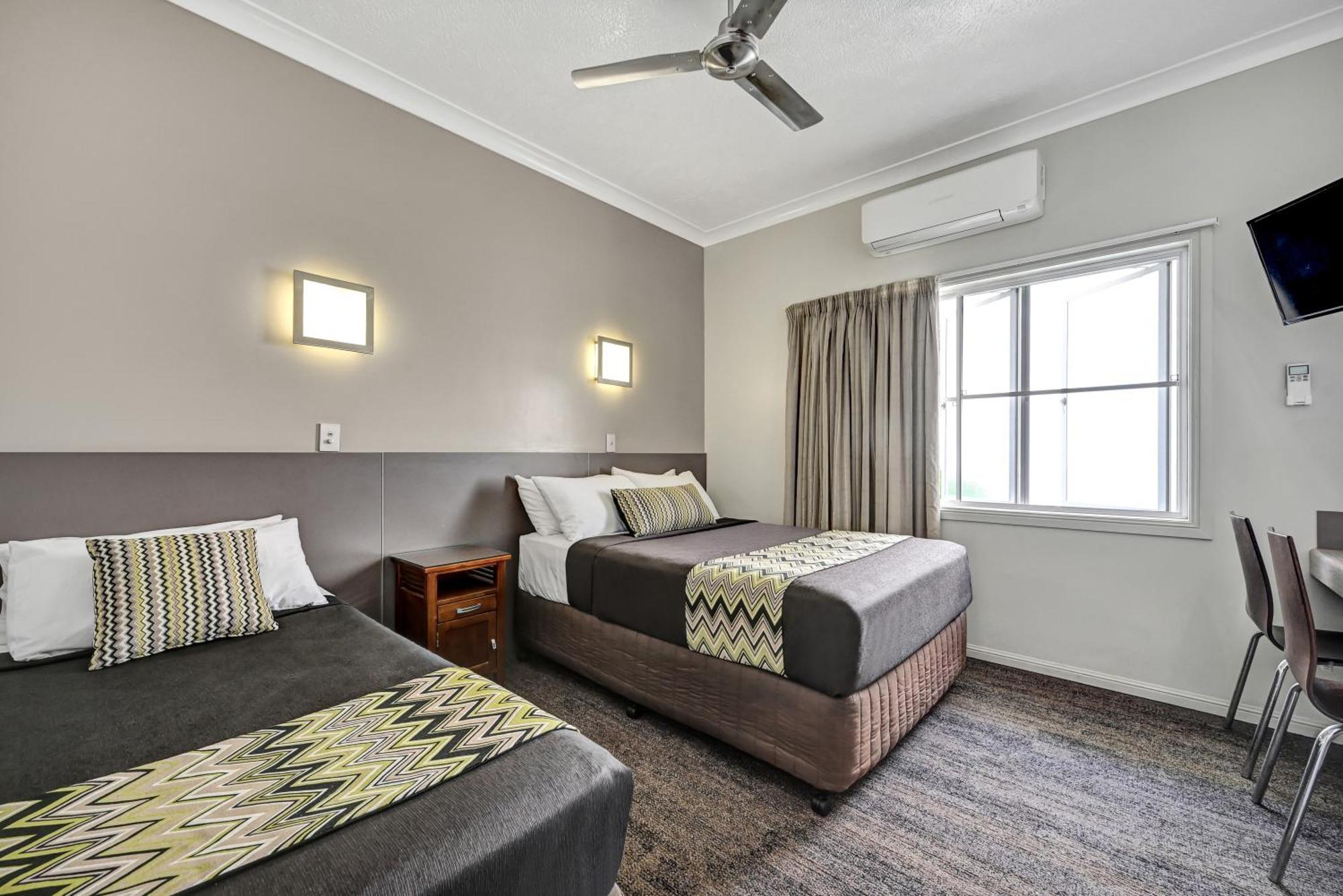 City Oasis Inn Townsville, Surestay Collection By BW Eksteriør billede