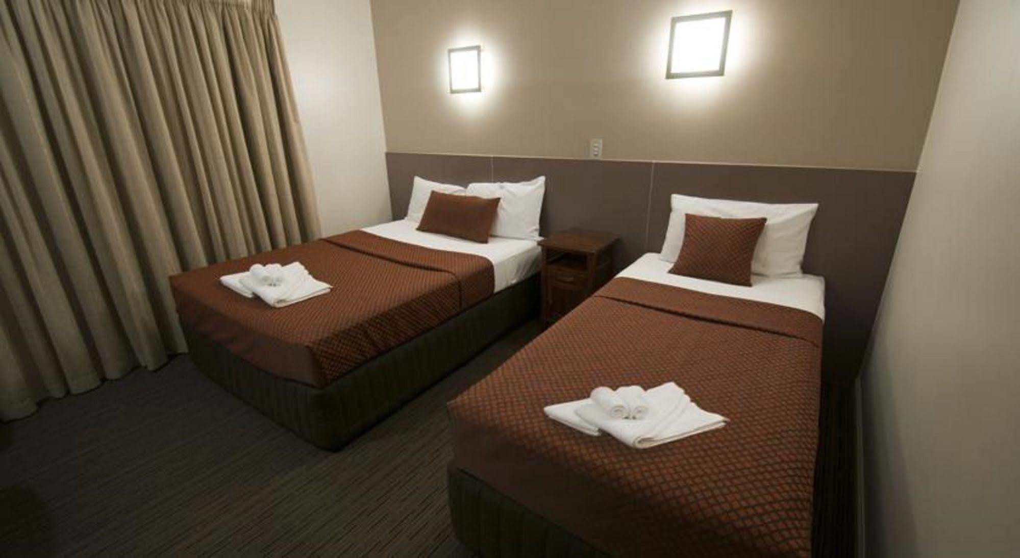 City Oasis Inn Townsville, Surestay Collection By BW Eksteriør billede